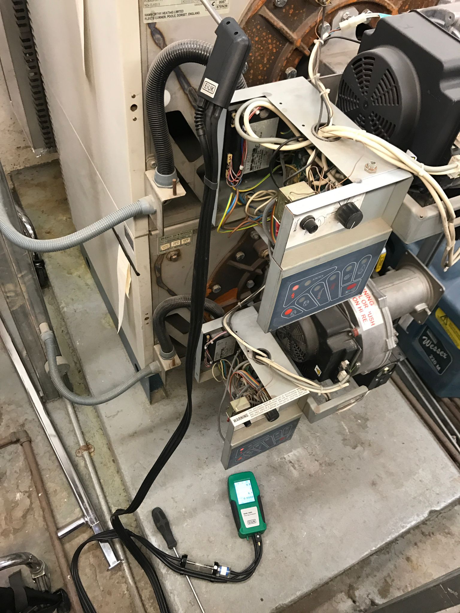 gas safe registered engineer near me Harold Wood, RM3